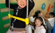 小班攀爬游戏