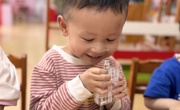 小鼻子闻一闻
