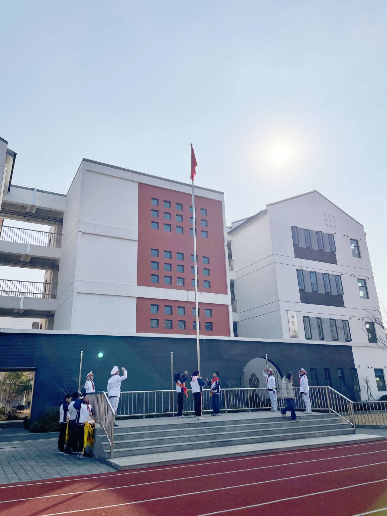 参观小学