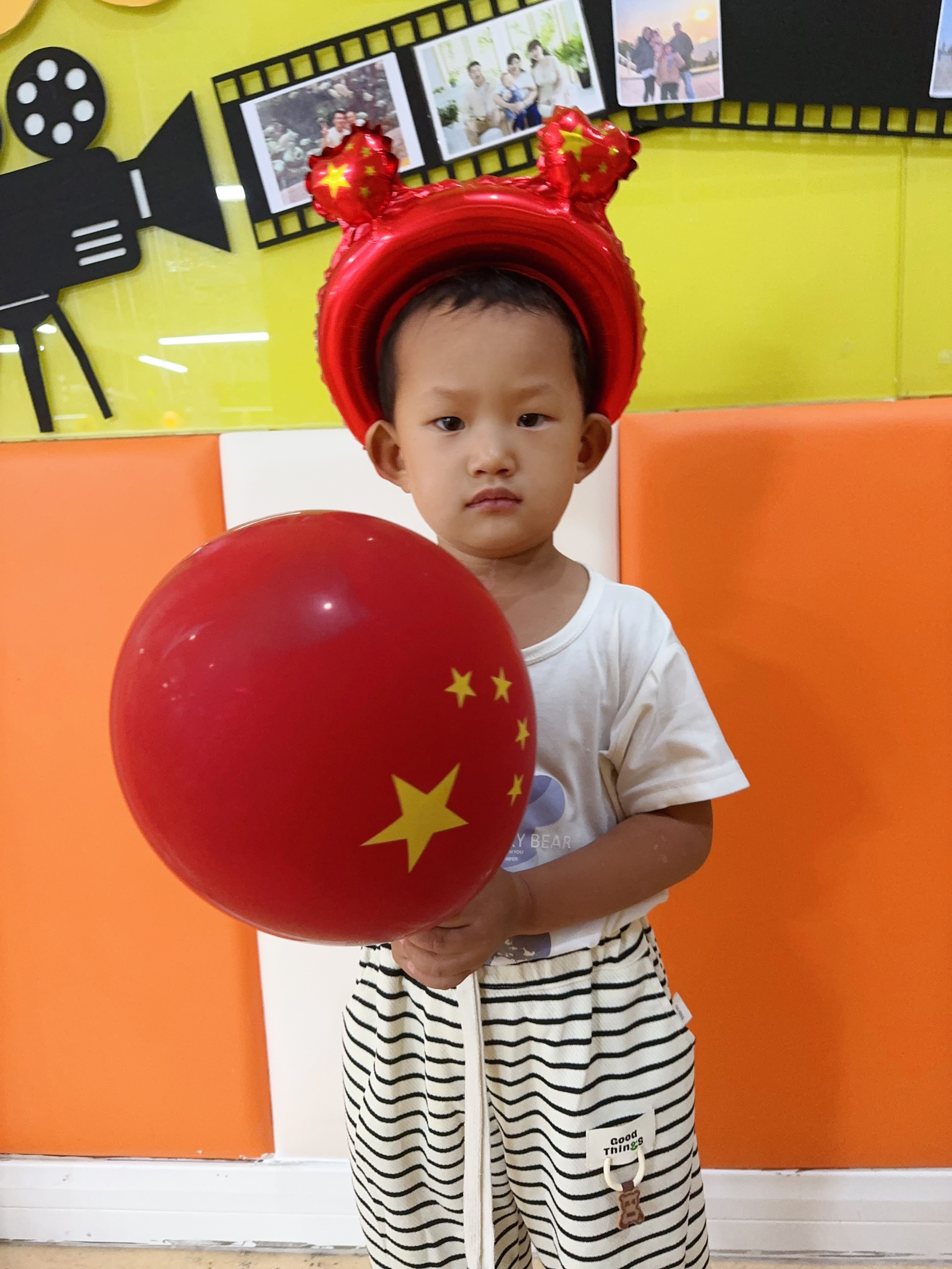 萌娃庆国庆