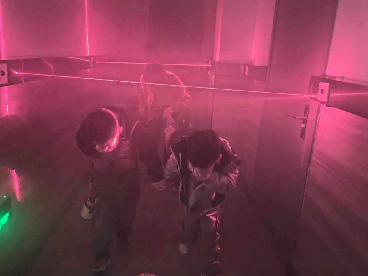 1727ef57764052717ad02a587ba1416f_720