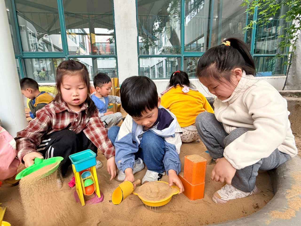 玩沙玩水